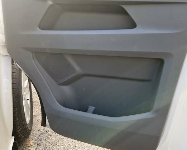 Белый Фольксваген Transporter, объемом двигателя 1.97 л и пробегом 227 тыс. км за 33700 $, фото 47 на Automoto.ua