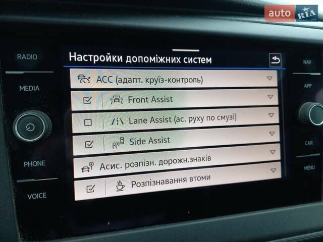 Білий Фольксваген Transporter, об'ємом двигуна 1.97 л та пробігом 219 тис. км за 32200 $, фото 4 на Automoto.ua