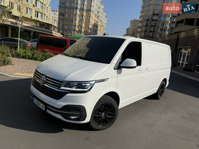 Білий Фольксваген Transporter, об'ємом двигуна 2 л та пробігом 143 тис. км за 39000 $, фото 5 на Automoto.ua