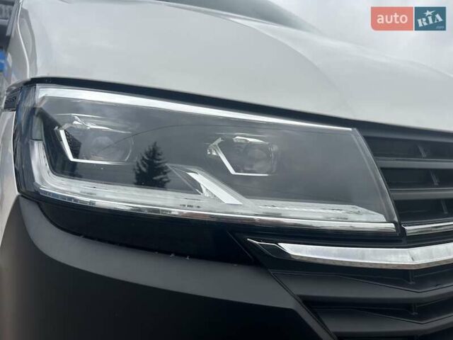 Белый Фольксваген Transporter, объемом двигателя 2 л и пробегом 172 тыс. км за 24500 $, фото 5 на Automoto.ua