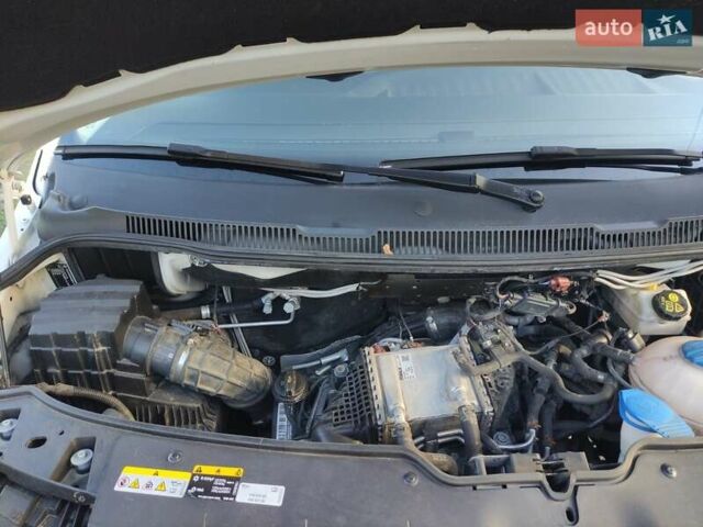 Белый Фольксваген Transporter, объемом двигателя 2 л и пробегом 213 тыс. км за 19999 $, фото 26 на Automoto.ua