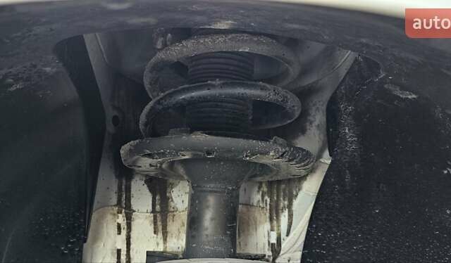 Белый Фольксваген Transporter, объемом двигателя 2 л и пробегом 204 тыс. км за 23500 $, фото 21 на Automoto.ua