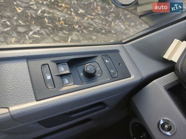 Белый Фольксваген Transporter, объемом двигателя 2 л и пробегом 213 тыс. км за 19999 $, фото 20 на Automoto.ua