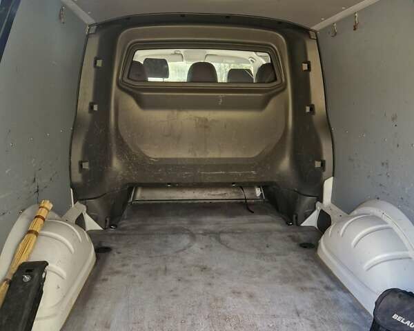 Белый Фольксваген Transporter, объемом двигателя 1.97 л и пробегом 227 тыс. км за 33700 $, фото 27 на Automoto.ua