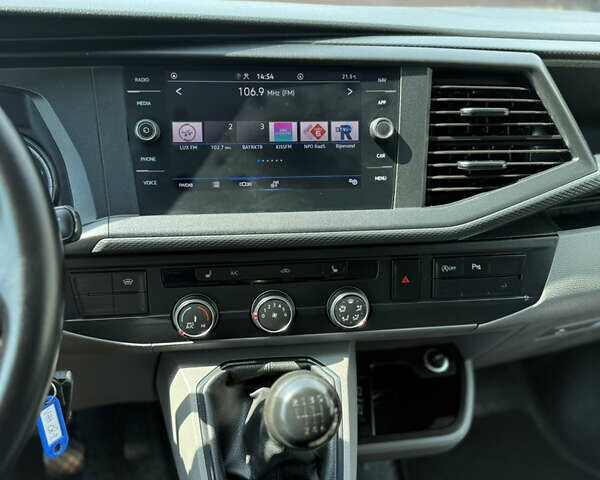 Белый Фольксваген Transporter, объемом двигателя 2 л и пробегом 194 тыс. км за 26350 $, фото 65 на Automoto.ua