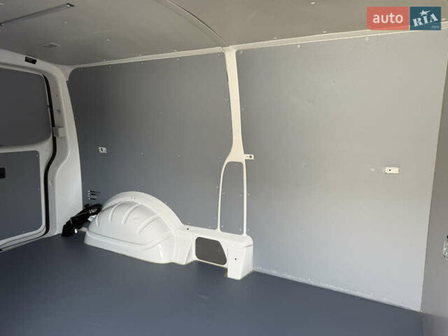 Белый Фольксваген Transporter, объемом двигателя 2 л и пробегом 194 тыс. км за 26350 $, фото 96 на Automoto.ua
