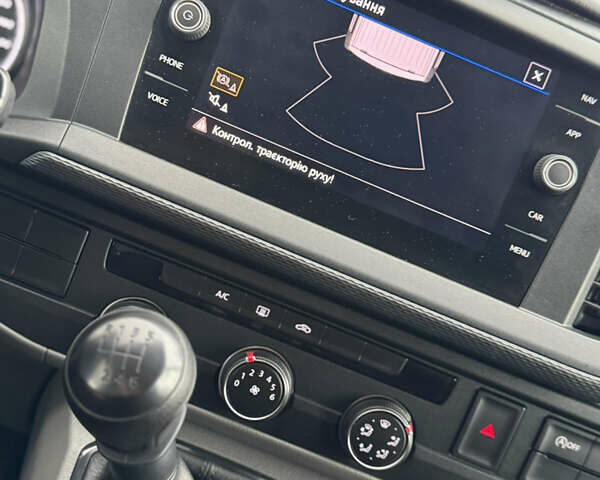 Белый Фольксваген Transporter, объемом двигателя 1.97 л и пробегом 198 тыс. км за 21000 $, фото 24 на Automoto.ua