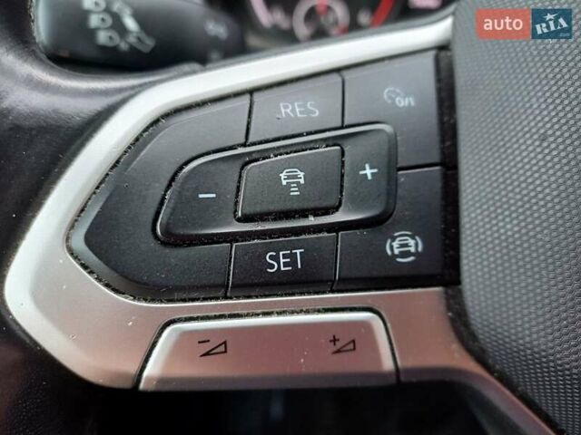 Білий Фольксваген Transporter, об'ємом двигуна 1.97 л та пробігом 219 тис. км за 32200 $, фото 5 на Automoto.ua