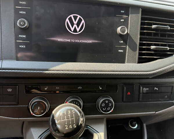 Белый Фольксваген Transporter, объемом двигателя 2 л и пробегом 194 тыс. км за 26350 $, фото 84 на Automoto.ua