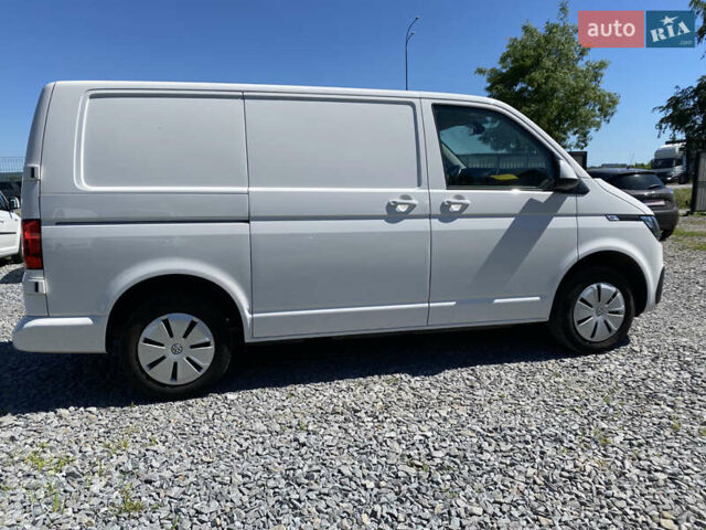 Белый Фольксваген Transporter, объемом двигателя 1.97 л и пробегом 200 тыс. км за 24000 $, фото 1 на Automoto.ua