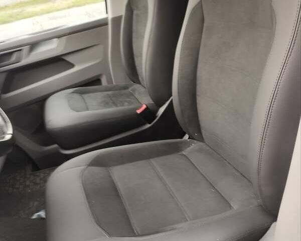 Белый Фольксваген Transporter, объемом двигателя 0 л и пробегом 262 тыс. км за 21900 $, фото 8 на Automoto.ua