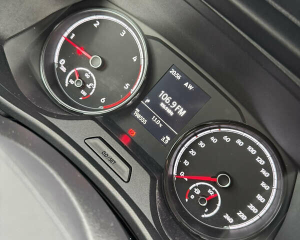 Белый Фольксваген Transporter, объемом двигателя 1.97 л и пробегом 198 тыс. км за 21000 $, фото 25 на Automoto.ua