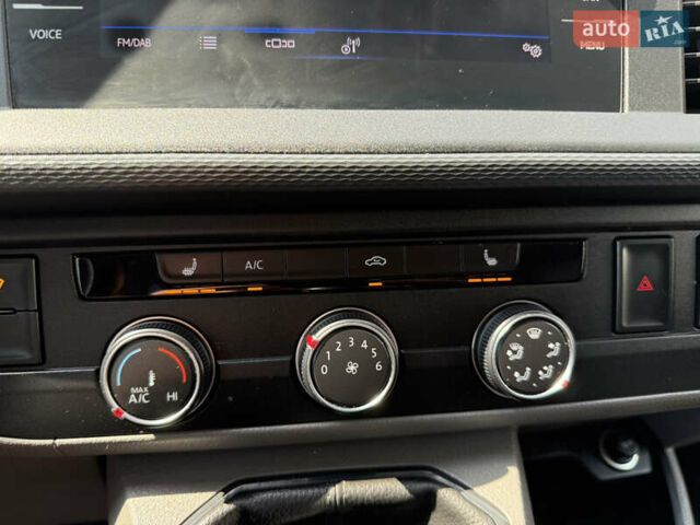 Белый Фольксваген Transporter, объемом двигателя 2 л и пробегом 194 тыс. км за 26350 $, фото 69 на Automoto.ua