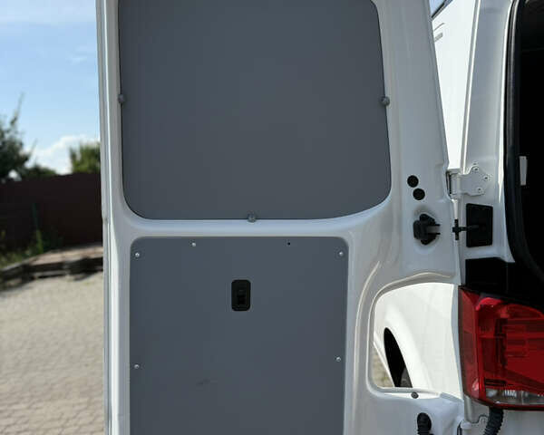 Белый Фольксваген Transporter, объемом двигателя 2 л и пробегом 194 тыс. км за 26350 $, фото 104 на Automoto.ua