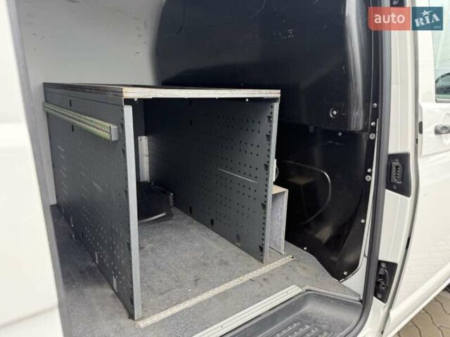 Белый Фольксваген Transporter, объемом двигателя 1.97 л и пробегом 57 тыс. км за 32900 $, фото 11 на Automoto.ua
