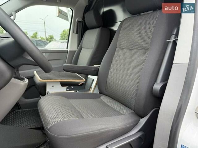 Белый Фольксваген Transporter, объемом двигателя 1.97 л и пробегом 57 тыс. км за 32900 $, фото 20 на Automoto.ua