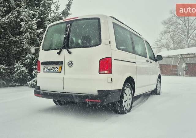 Белый Фольксваген Transporter, объемом двигателя 2 л и пробегом 224 тыс. км за 28800 $, фото 8 на Automoto.ua