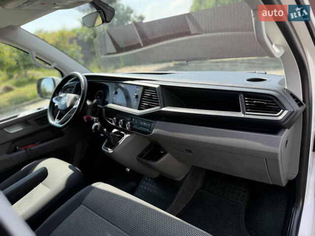 Белый Фольксваген Transporter, объемом двигателя 2 л и пробегом 194 тыс. км за 26350 $, фото 44 на Automoto.ua