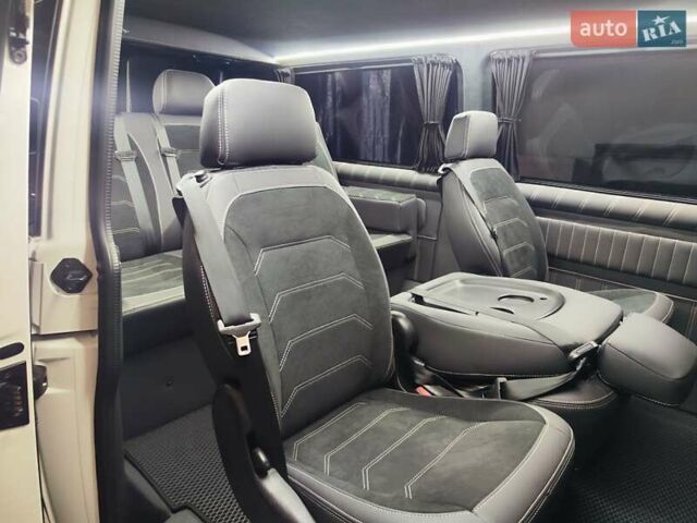 Белый Фольксваген Transporter, объемом двигателя 1.97 л и пробегом 208 тыс. км за 33350 $, фото 67 на Automoto.ua