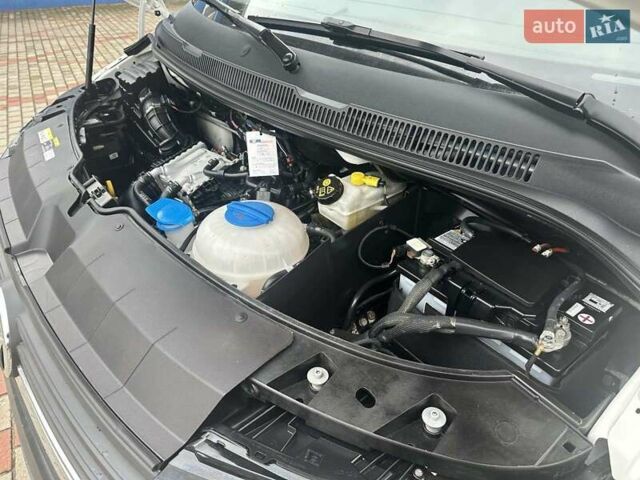 Белый Фольксваген Transporter, объемом двигателя 2 л и пробегом 172 тыс. км за 24500 $, фото 15 на Automoto.ua