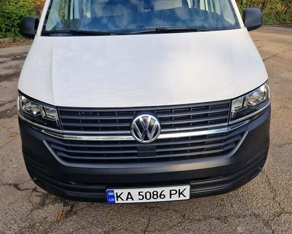 Белый Фольксваген Transporter, объемом двигателя 1.97 л и пробегом 227 тыс. км за 33700 $, фото 3 на Automoto.ua