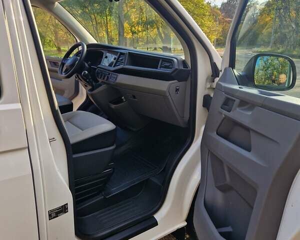 Белый Фольксваген Transporter, объемом двигателя 1.97 л и пробегом 227 тыс. км за 33700 $, фото 42 на Automoto.ua