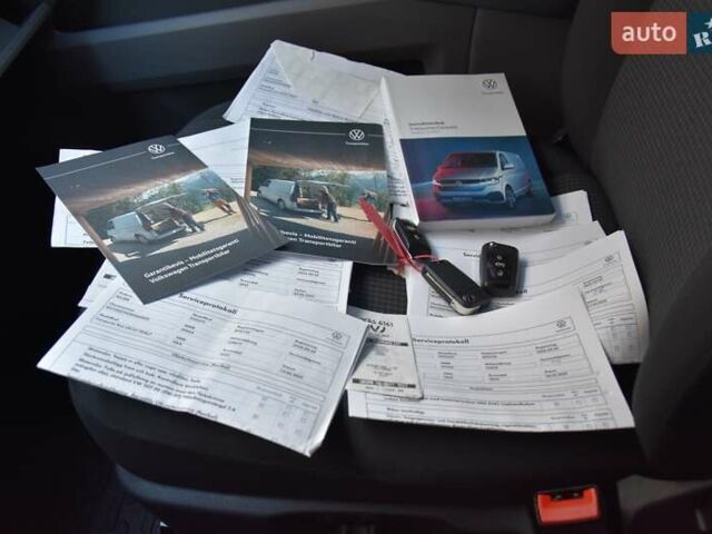 Белый Фольксваген Transporter, объемом двигателя 1.97 л и пробегом 250 тыс. км за 34950 $, фото 88 на Automoto.ua