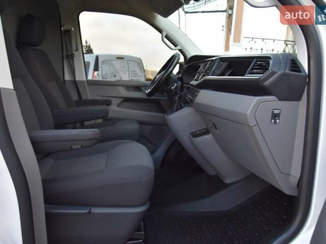 Белый Фольксваген Transporter, объемом двигателя 1.97 л и пробегом 250 тыс. км за 34950 $, фото 31 на Automoto.ua