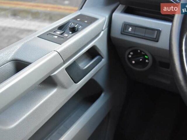 Белый Фольксваген Transporter, объемом двигателя 1.97 л и пробегом 250 тыс. км за 34950 $, фото 49 на Automoto.ua