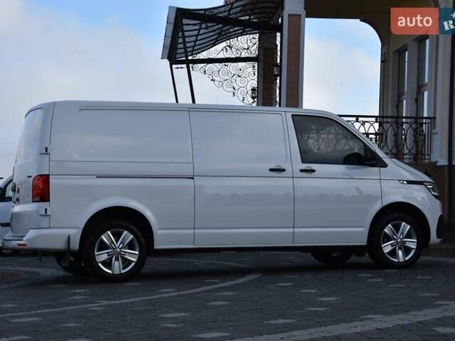 Белый Фольксваген Transporter, объемом двигателя 1.97 л и пробегом 250 тыс. км за 34950 $, фото 24 на Automoto.ua
