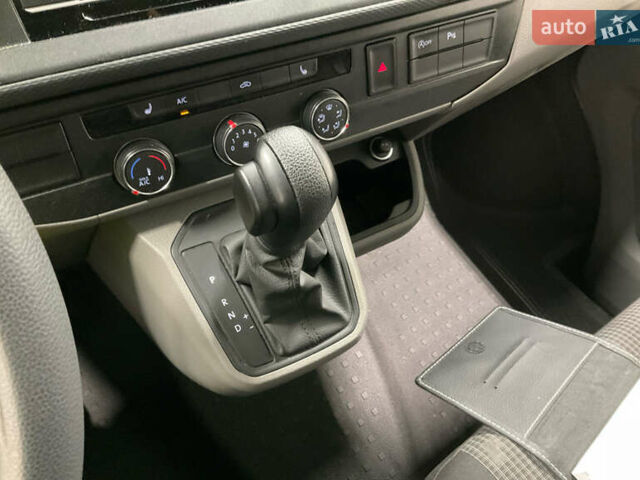 Білий Фольксваген Transporter, об'ємом двигуна 1.97 л та пробігом 275 тис. км за 20999 $, фото 6 на Automoto.ua