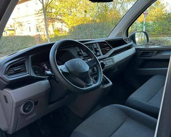 Белый Фольксваген Transporter, объемом двигателя 2 л и пробегом 157 тыс. км за 28000 $, фото 7 на Automoto.ua