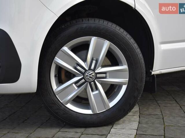 Белый Фольксваген Transporter, объемом двигателя 1.97 л и пробегом 250 тыс. км за 34950 $, фото 15 на Automoto.ua