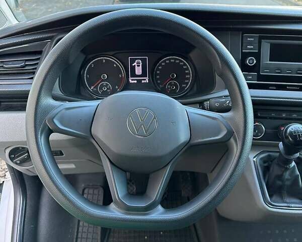 Белый Фольксваген Transporter, объемом двигателя 2 л и пробегом 157 тыс. км за 28000 $, фото 9 на Automoto.ua