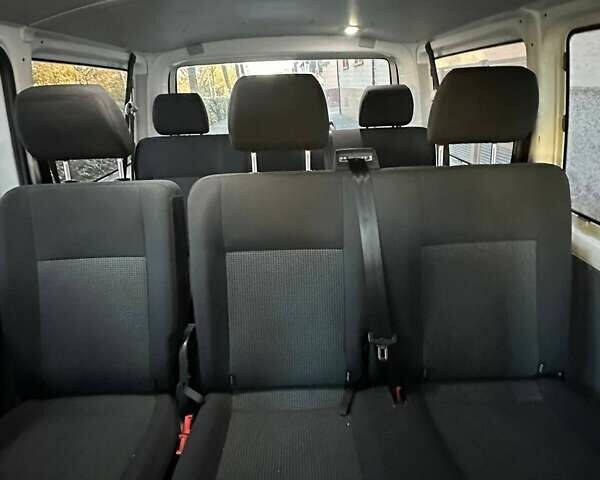 Белый Фольксваген Transporter, объемом двигателя 2 л и пробегом 157 тыс. км за 28000 $, фото 13 на Automoto.ua