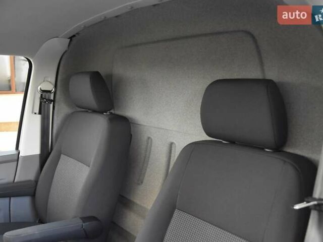 Белый Фольксваген Transporter, объемом двигателя 1.97 л и пробегом 250 тыс. км за 34950 $, фото 35 на Automoto.ua