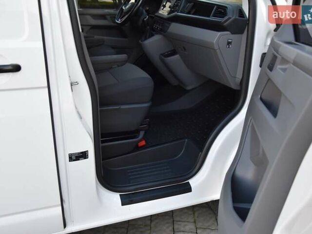 Белый Фольксваген Transporter, объемом двигателя 1.97 л и пробегом 250 тыс. км за 34950 $, фото 32 на Automoto.ua