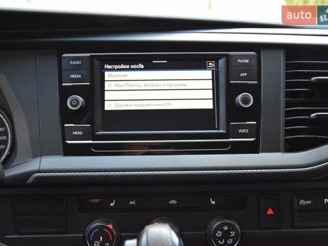 Белый Фольксваген Transporter, объемом двигателя 1.97 л и пробегом 250 тыс. км за 34950 $, фото 62 на Automoto.ua