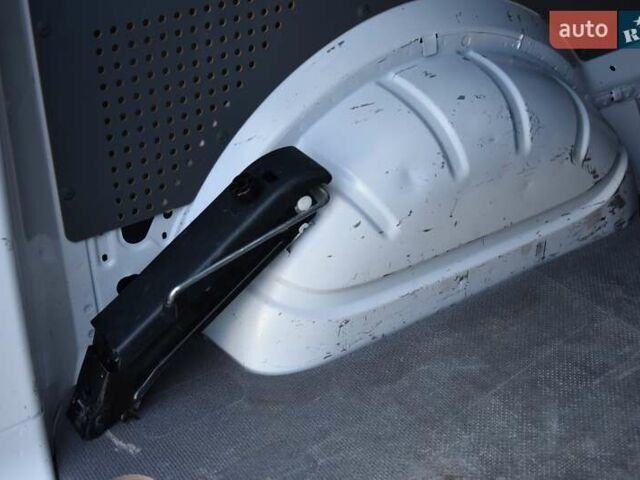 Белый Фольксваген Transporter, объемом двигателя 1.97 л и пробегом 250 тыс. км за 34950 $, фото 75 на Automoto.ua