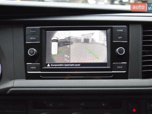 Белый Фольксваген Transporter, объемом двигателя 1.97 л и пробегом 250 тыс. км за 34950 $, фото 57 на Automoto.ua