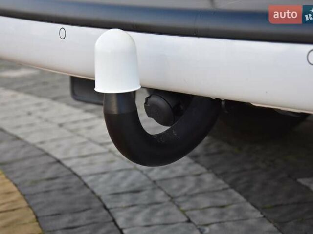 Белый Фольксваген Transporter, объемом двигателя 1.97 л и пробегом 250 тыс. км за 34950 $, фото 80 на Automoto.ua