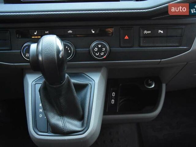 Белый Фольксваген Transporter, объемом двигателя 1.97 л и пробегом 250 тыс. км за 34950 $, фото 43 на Automoto.ua