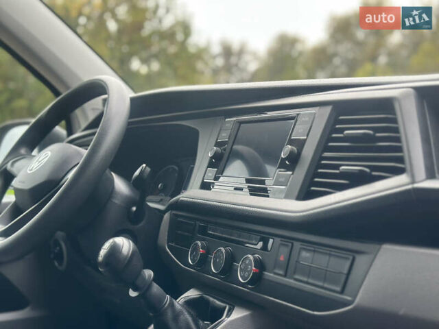 Білий Фольксваген Transporter, об'ємом двигуна 2 л та пробігом 112 тис. км за 25500 $, фото 52 на Automoto.ua