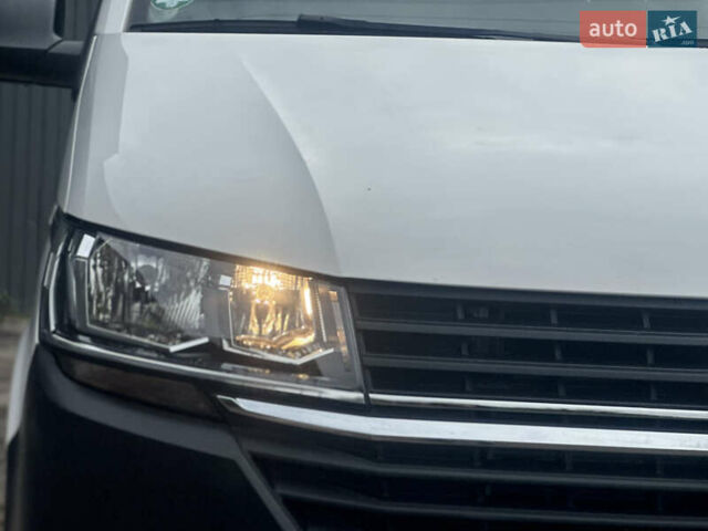Білий Фольксваген Transporter, об'ємом двигуна 2 л та пробігом 112 тис. км за 25500 $, фото 25 на Automoto.ua