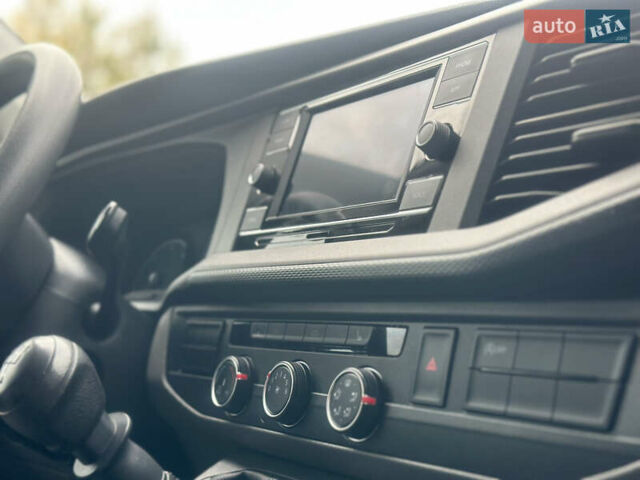 Білий Фольксваген Transporter, об'ємом двигуна 2 л та пробігом 112 тис. км за 25500 $, фото 51 на Automoto.ua