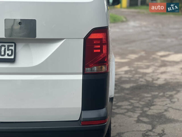 Білий Фольксваген Transporter, об'ємом двигуна 2 л та пробігом 112 тис. км за 25500 $, фото 32 на Automoto.ua