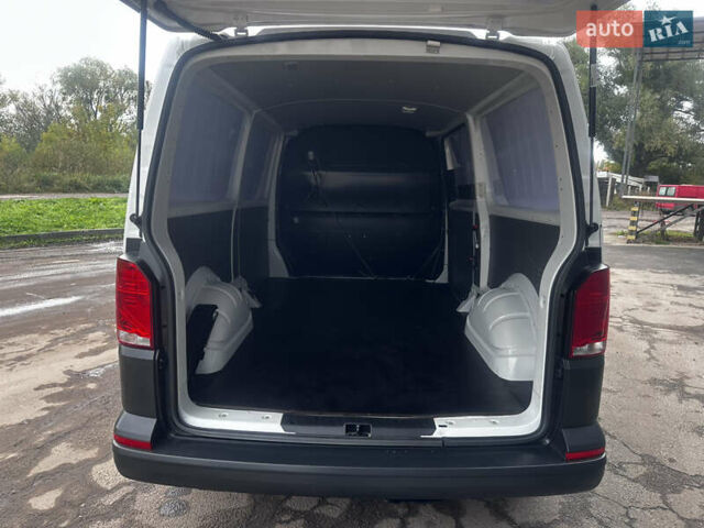 Білий Фольксваген Transporter, об'ємом двигуна 2 л та пробігом 112 тис. км за 25500 $, фото 68 на Automoto.ua