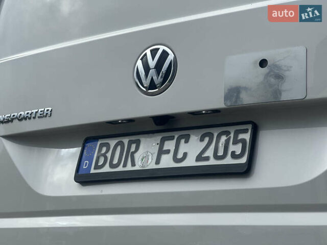 Білий Фольксваген Transporter, об'ємом двигуна 2 л та пробігом 112 тис. км за 25500 $, фото 30 на Automoto.ua