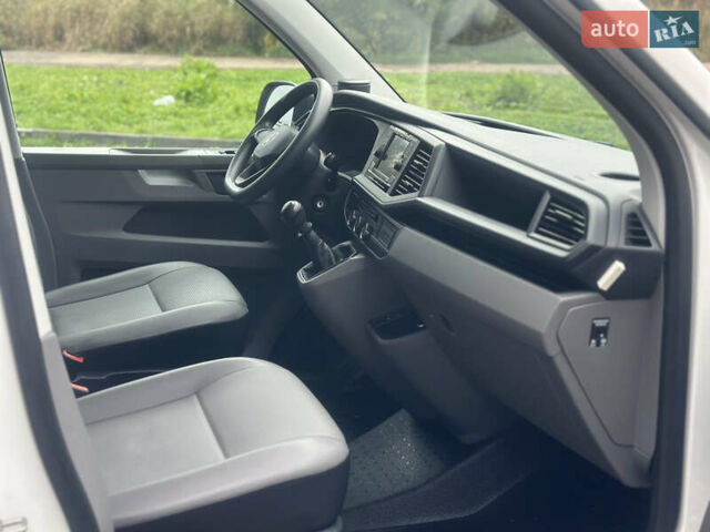 Білий Фольксваген Transporter, об'ємом двигуна 2 л та пробігом 112 тис. км за 25500 $, фото 45 на Automoto.ua