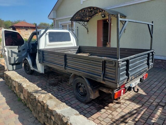 Білий Фольксваген Transporter, об'ємом двигуна 2.4 л та пробігом 432 тис. км за 3750 $, фото 1 на Automoto.ua